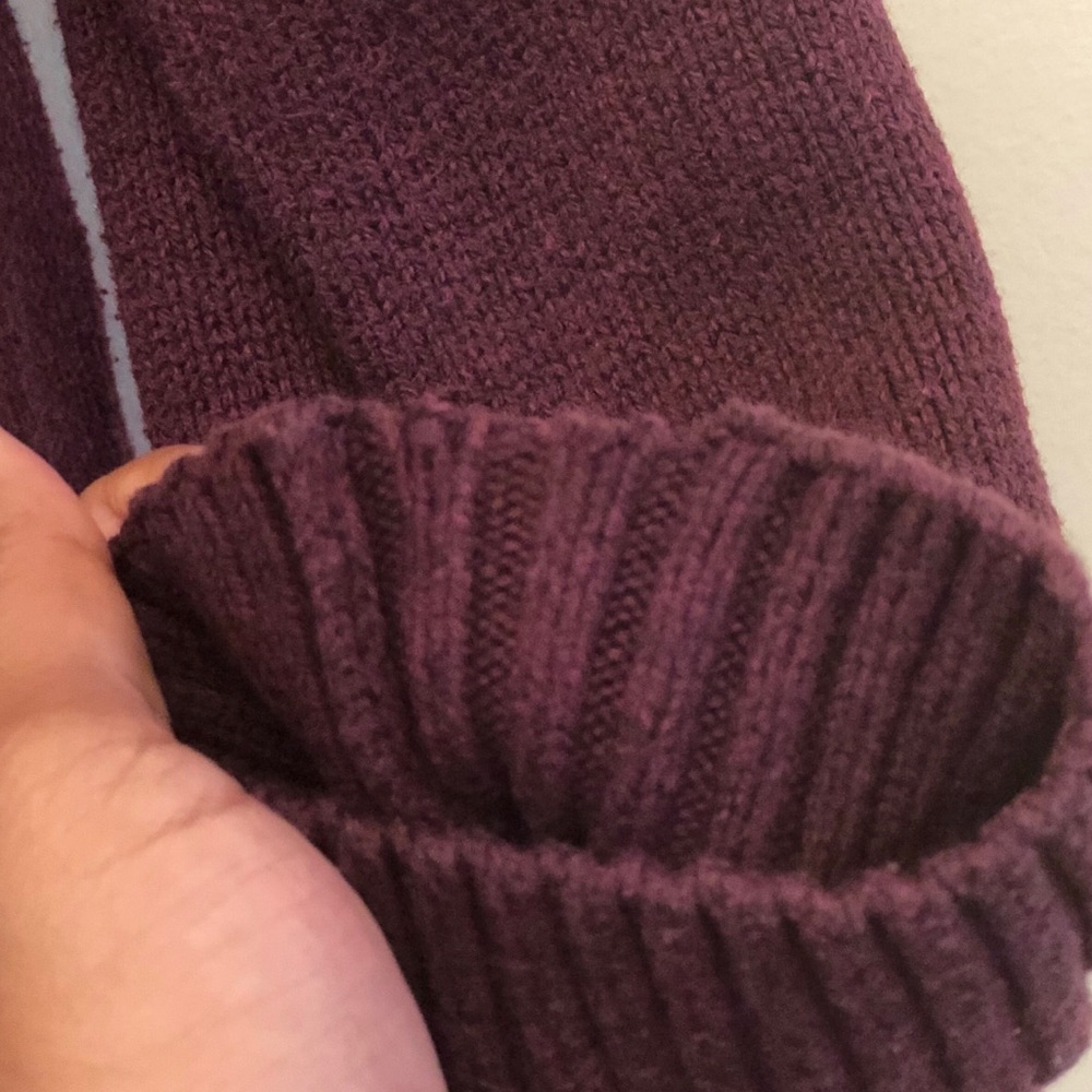 Maroon Sweater - Picture 3 of 4